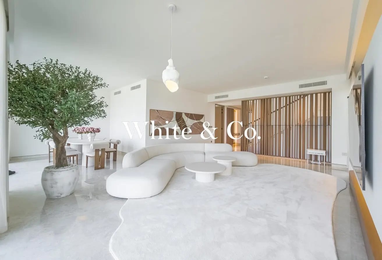 Upgraded | Closed kitchen | Vacant soon