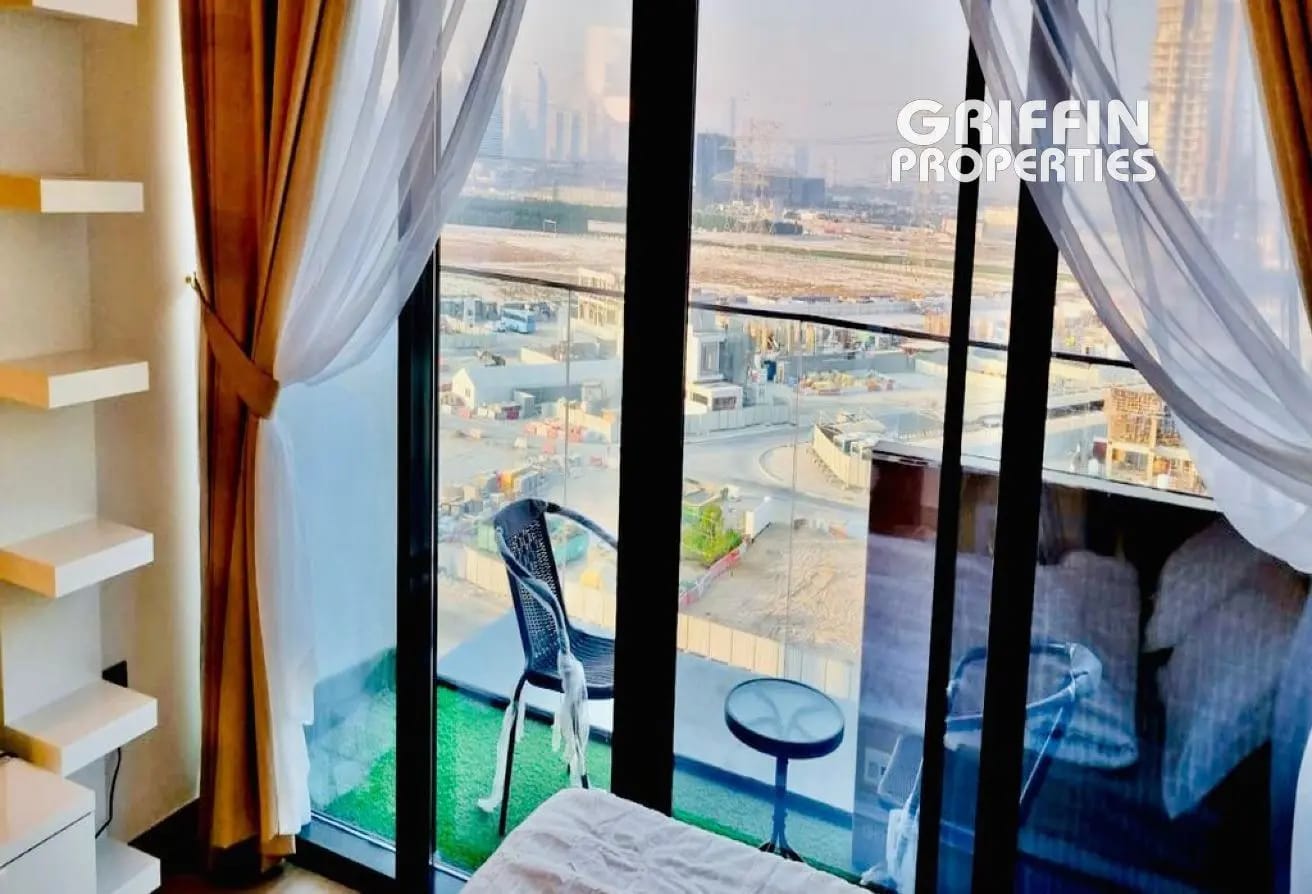 Studio | Furnished | Vibrant | Azizi