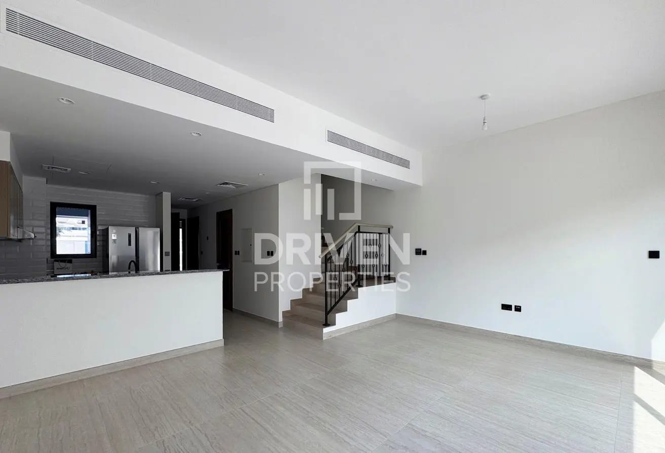 Park and Pool Views | Middle Unit with Maids