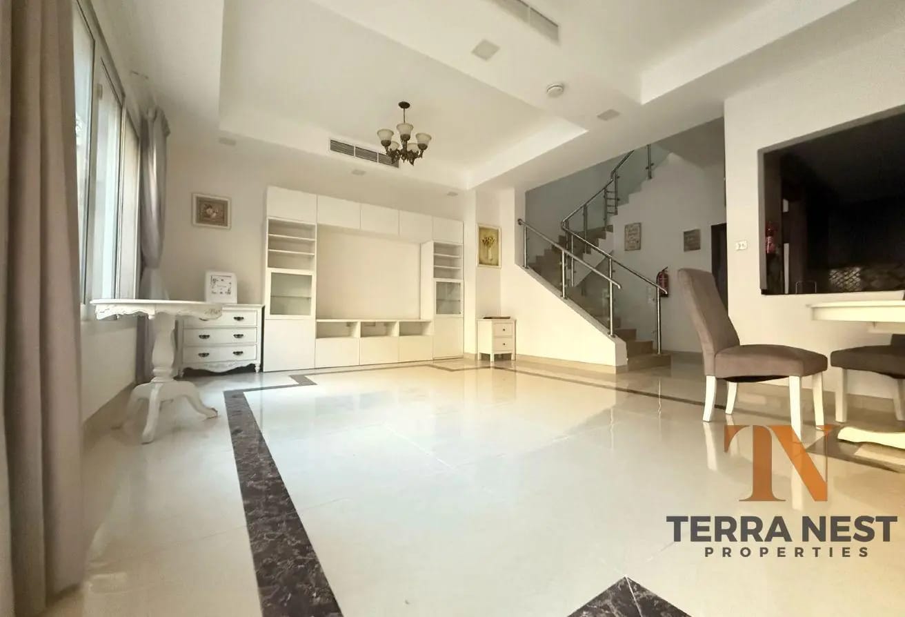 ELEGANT 5 BR VILLA | MAID ROOM | PRIVATE GARDEN