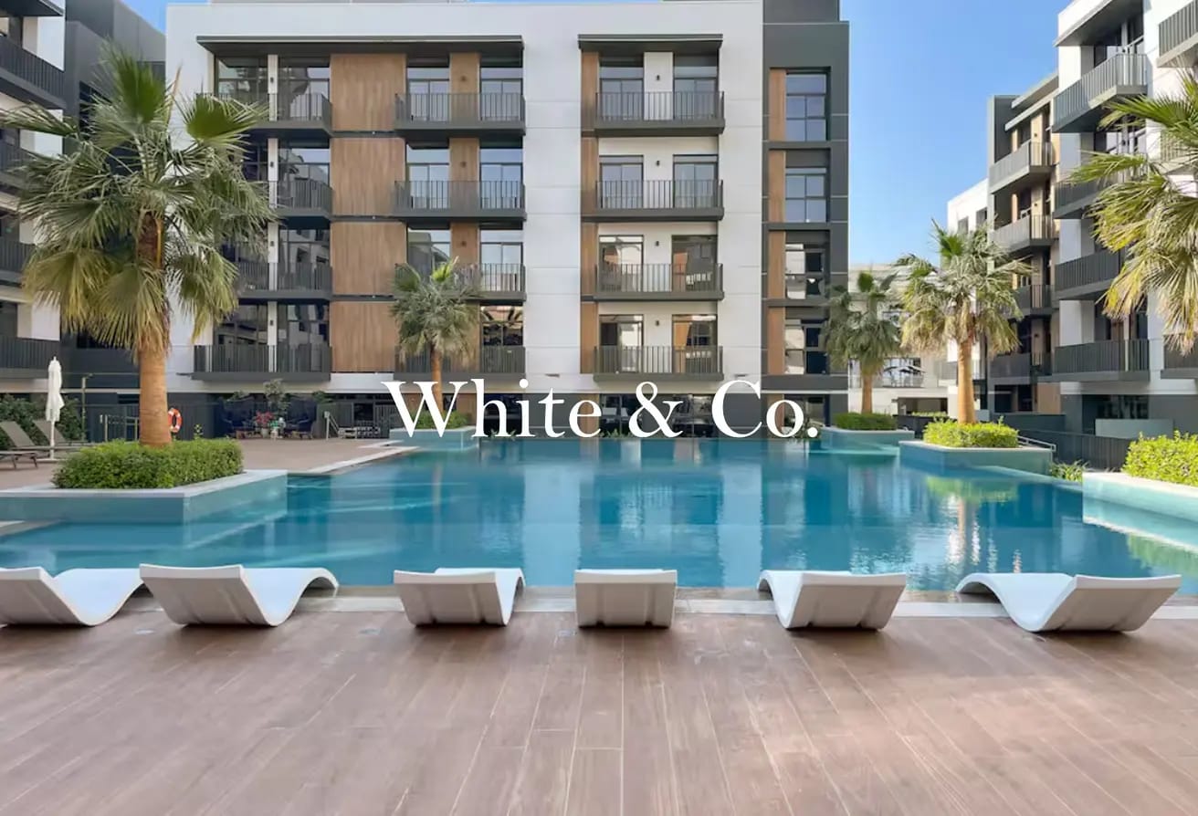 Top floor| Big Terrace| Unfurnished Apt