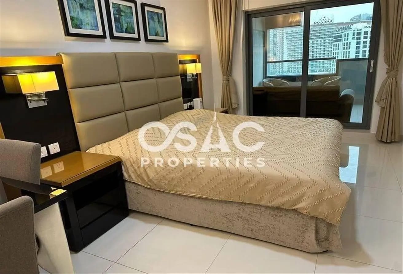 VACANT | SPACIOUS STUDIO | FULLY FURNISHED