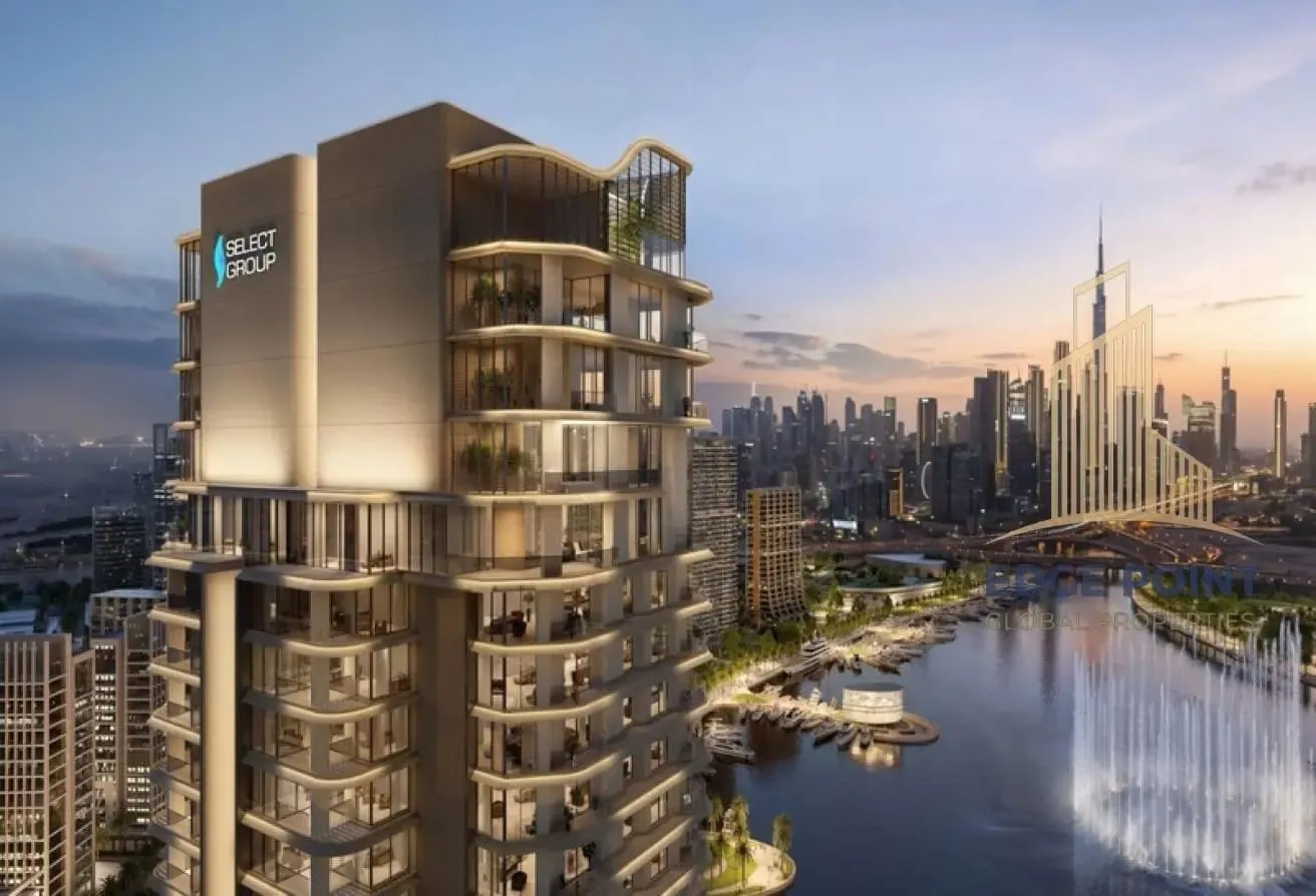 BURJ KALIFA&CANAL PANAROMIC VIEW_DIRECT TO CANAL