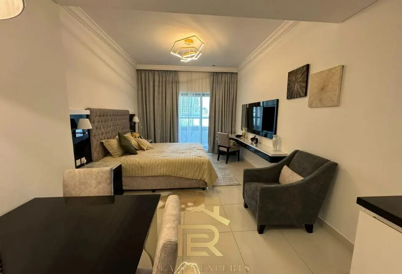 SPACIOUS STUDIO | BRIGHT UNIT | FULLY FURNISHED