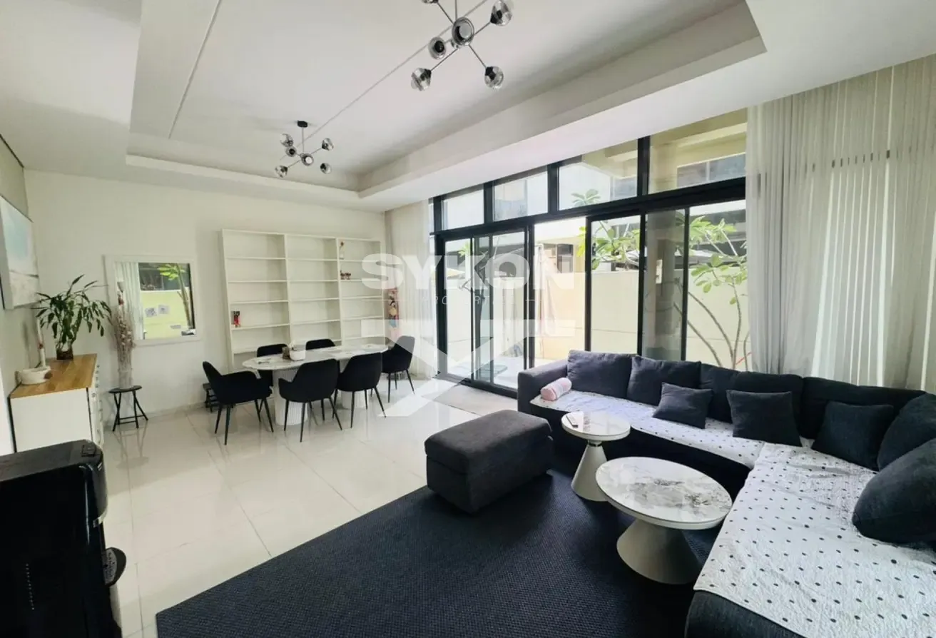 Private Garden| Family Living  | Fully Furnished