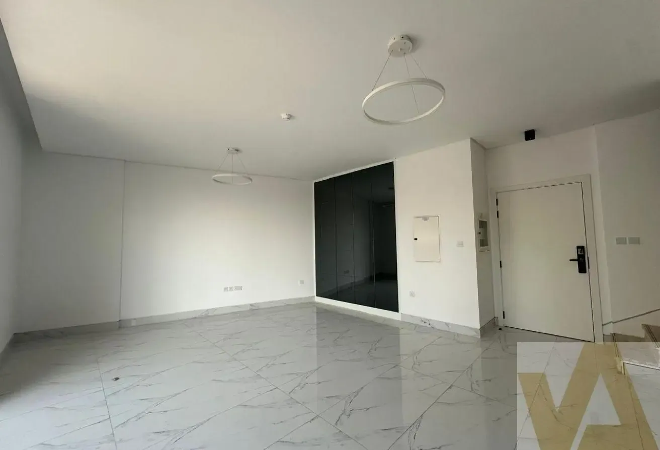 Duplex | Corner unit | With kitchen appliances