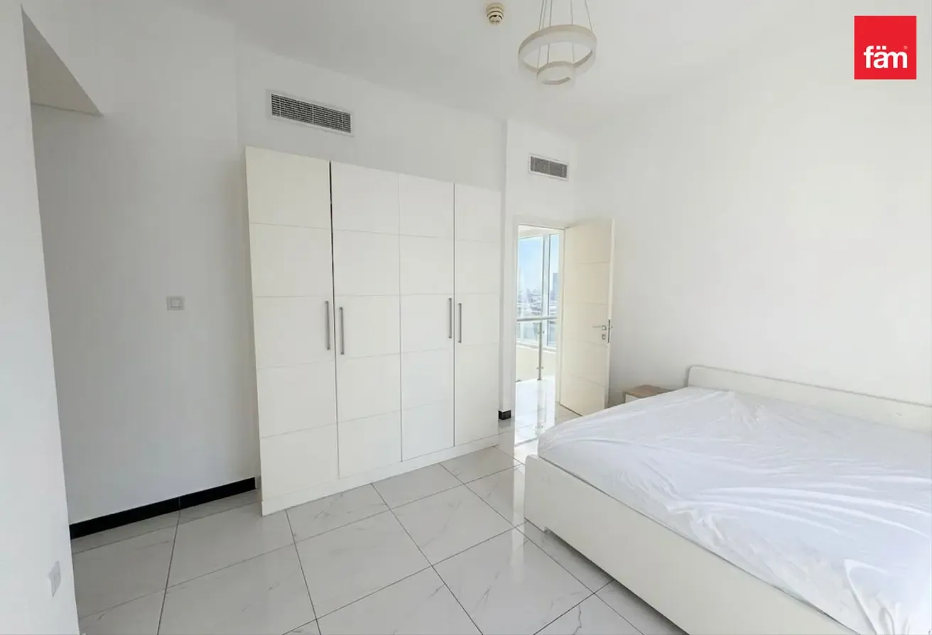 Infront Of Mall | Duplex 2BHK | Furnished