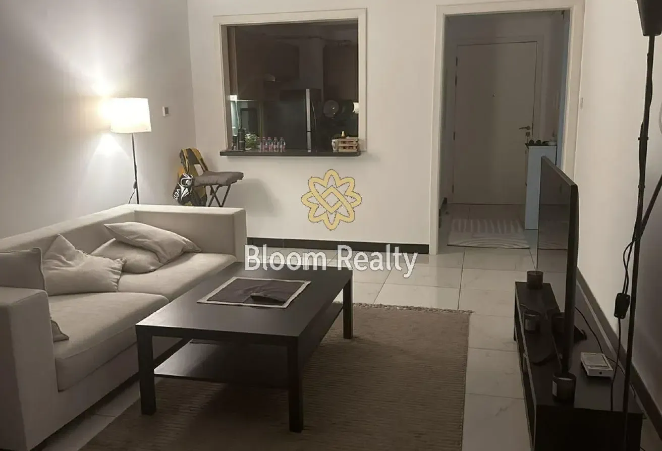 Modern living | Opposite to circle mall | Vacant