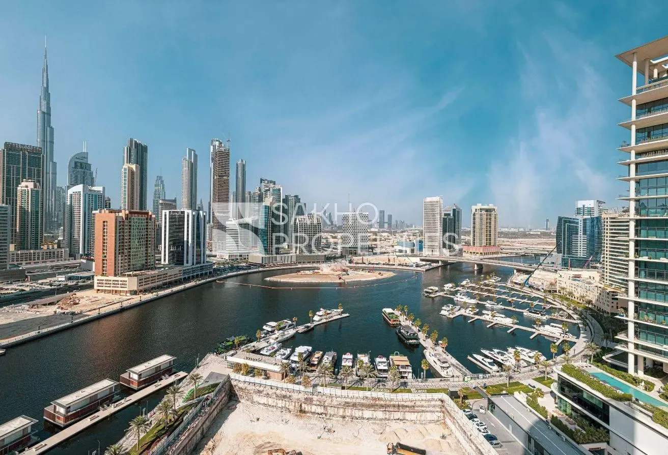 Breathtaking Views | Upgraded and Fully Furnished