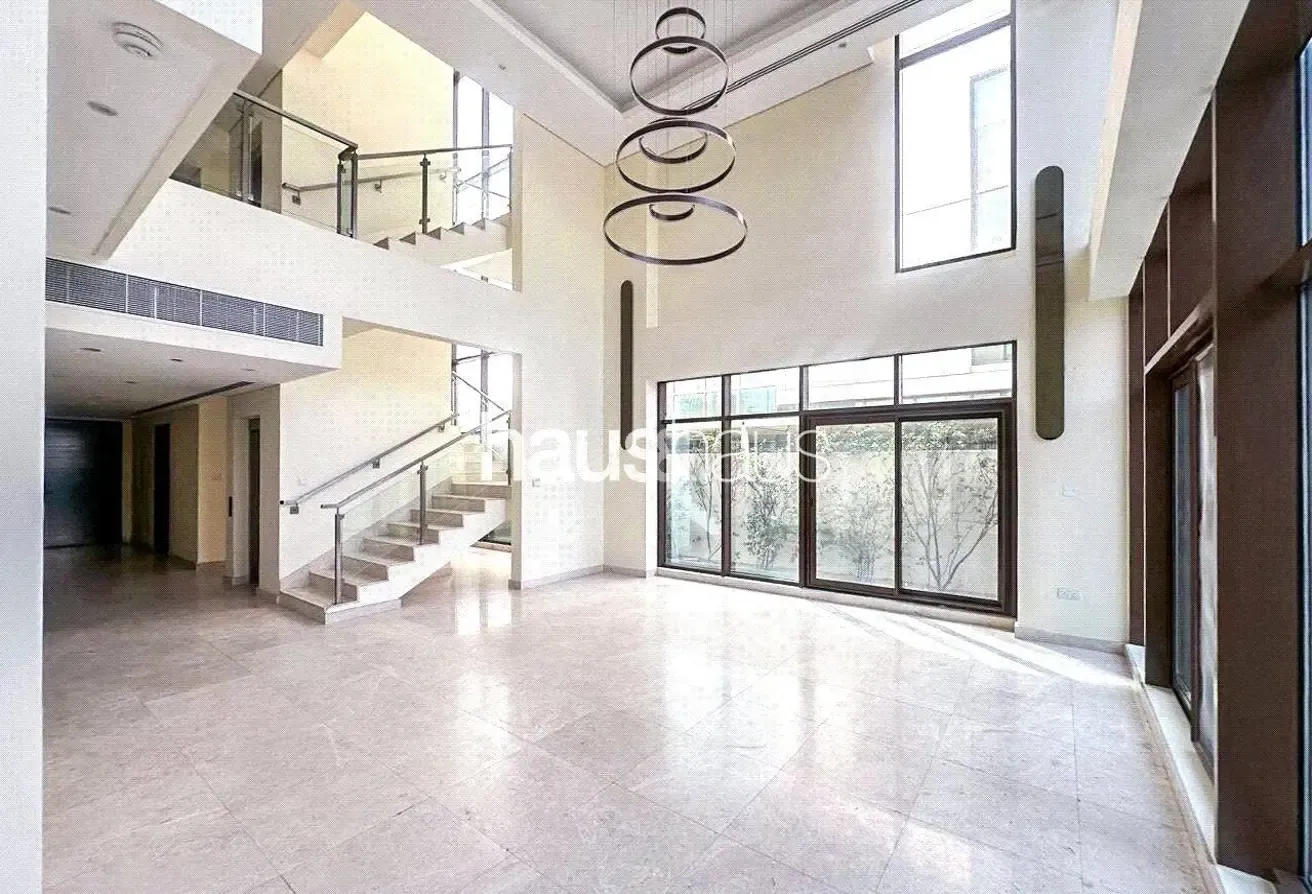 Open House| Expansive Layout | Call Now