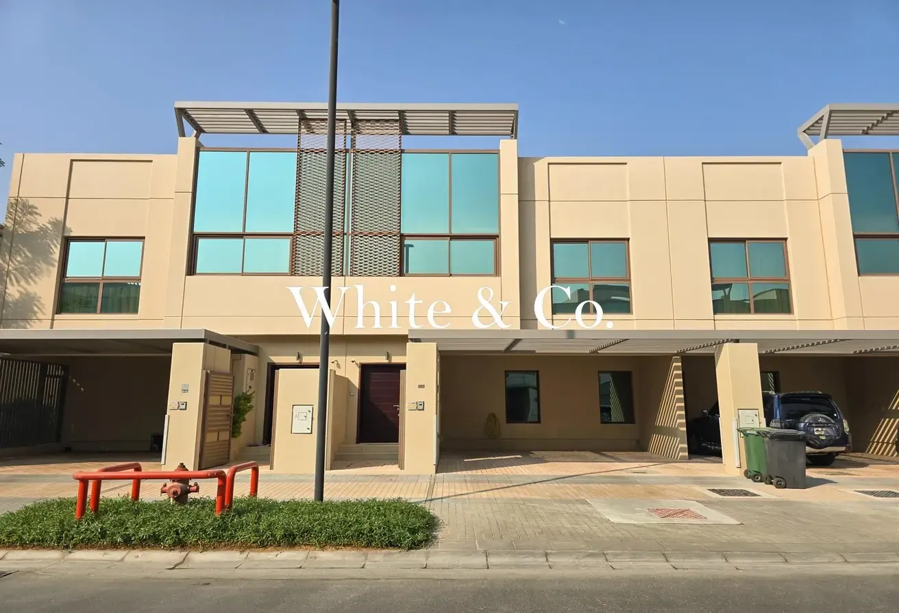 Vacant | Good internal location| Exclusive