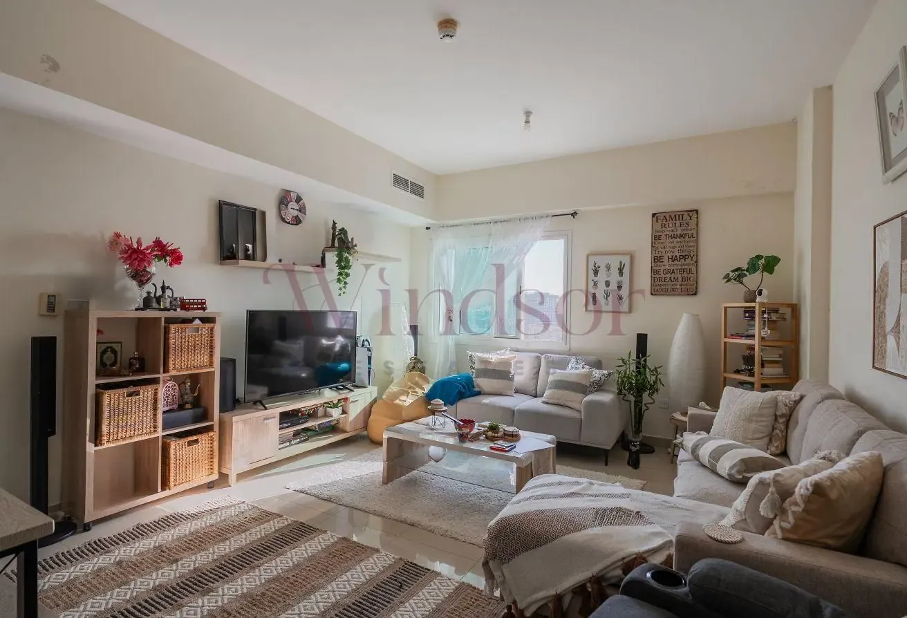 2 Bedrooms | Unfurnished | Stadium view