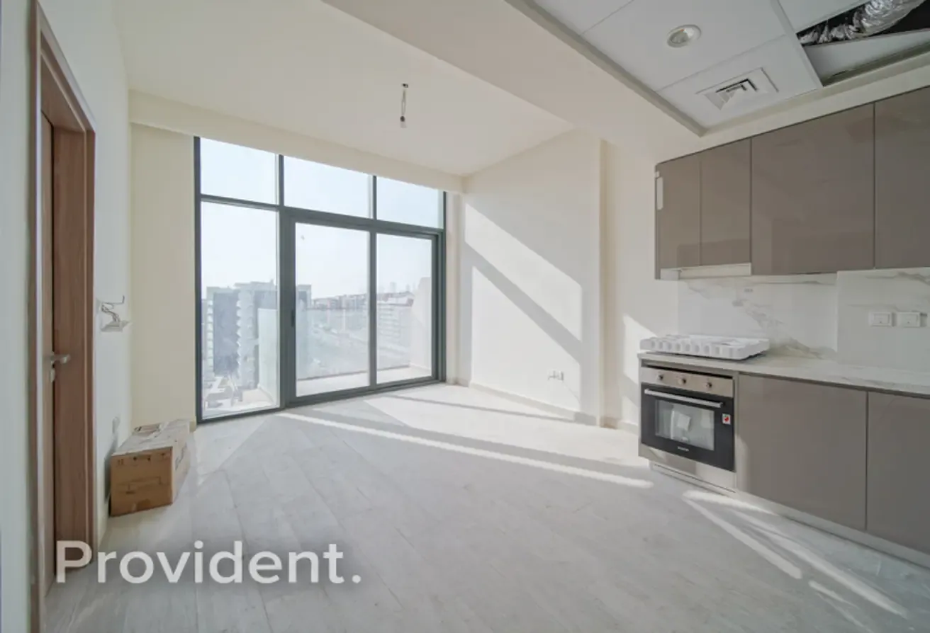 Modern 1-Bed | Riviera Living | Investor Deal