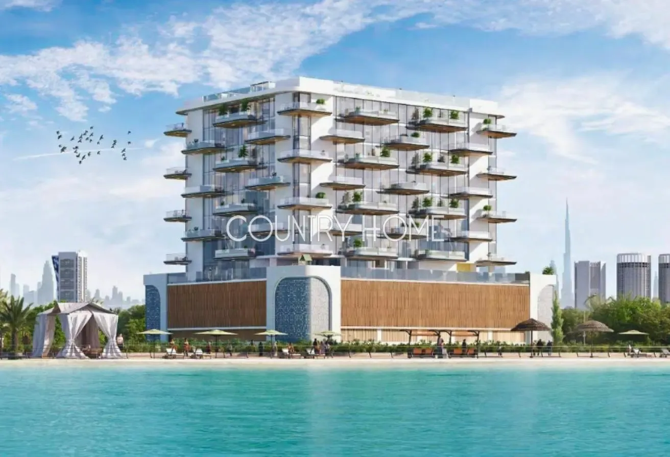 Investment | Beachfront | Furnished | 4 Yrs Phpp