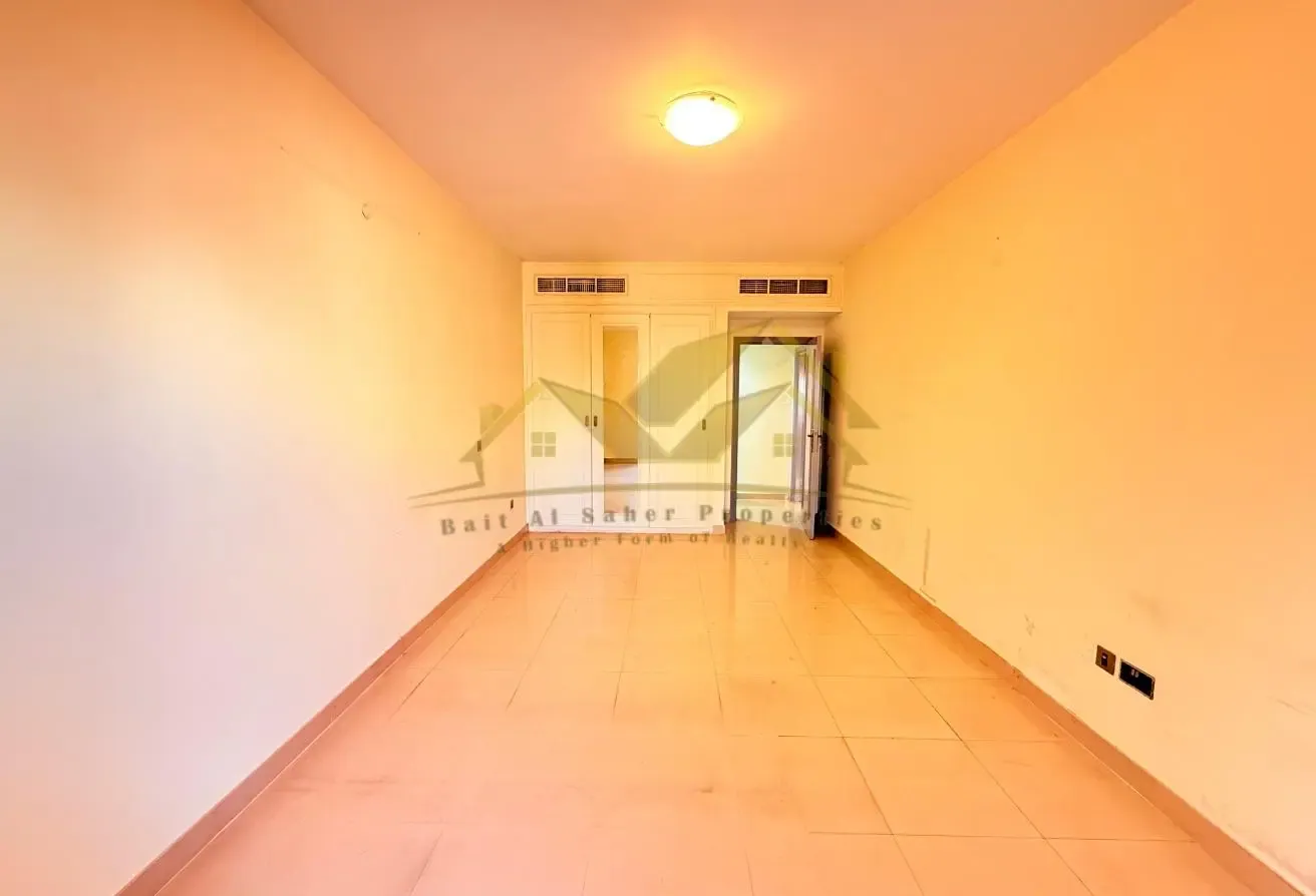 Spacious 2BR Apartment | Balcony | For Family