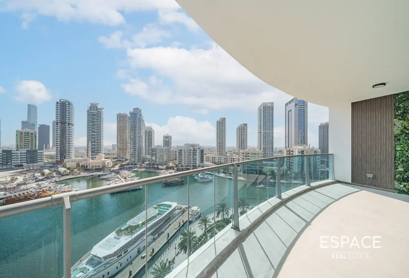 Fully upgraded | Marina view