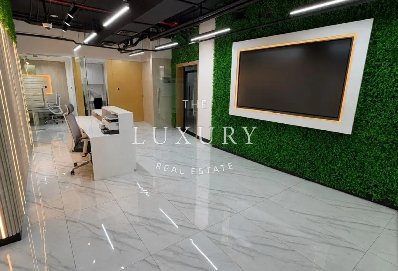 Well-Maintained Office | Prime Location | Fitted