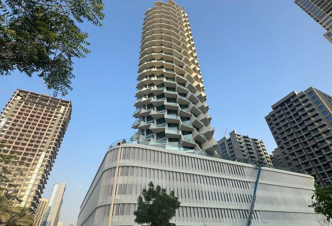 Road Facing || Best Location || Exclusive Listing