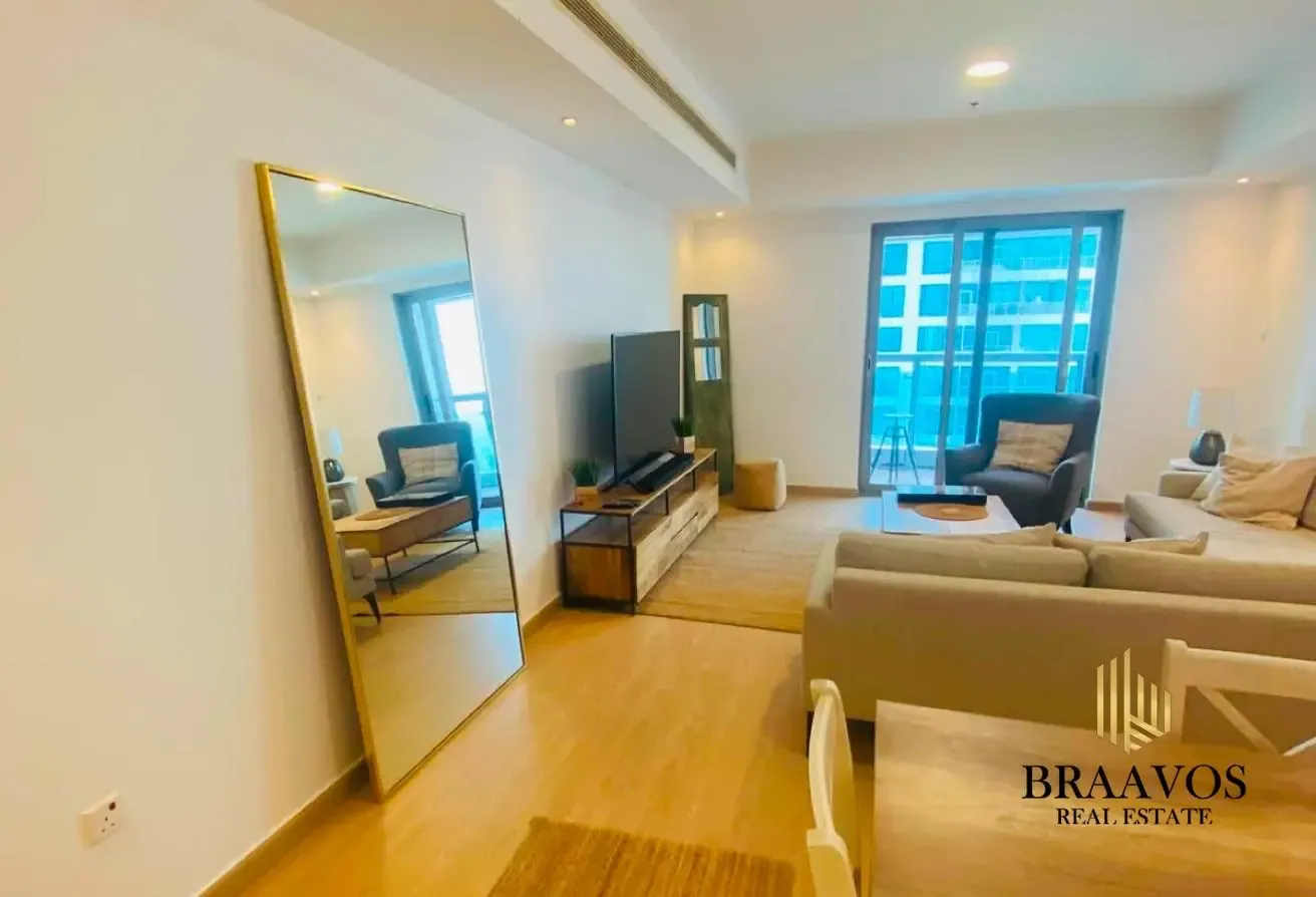 HIGH FLOOR | CANAL VIEW | FURNISHED