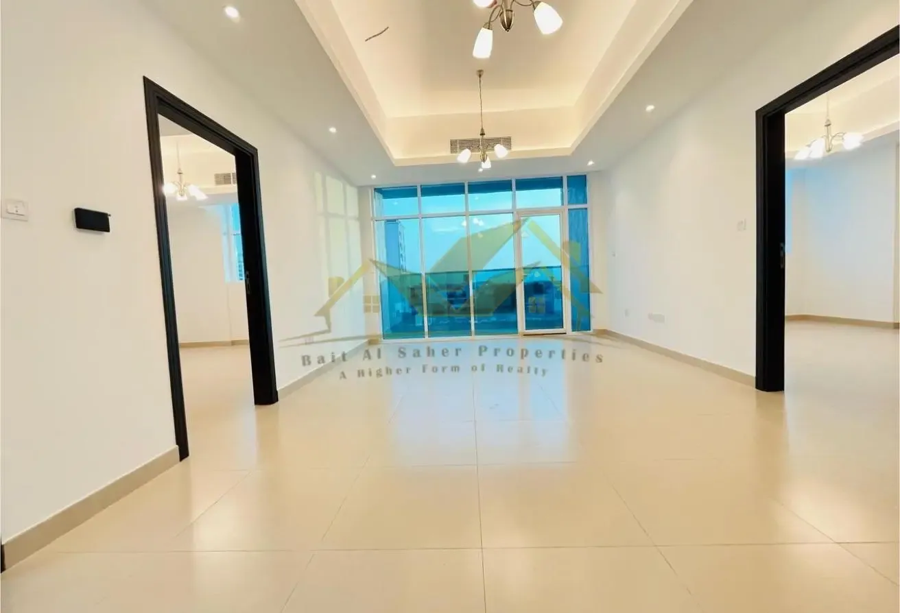 2br Jumeirah gardan city luxjurius good location