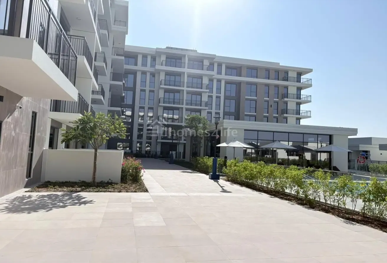 Spacious 2BR Corner Layout | High Floor I Vastu