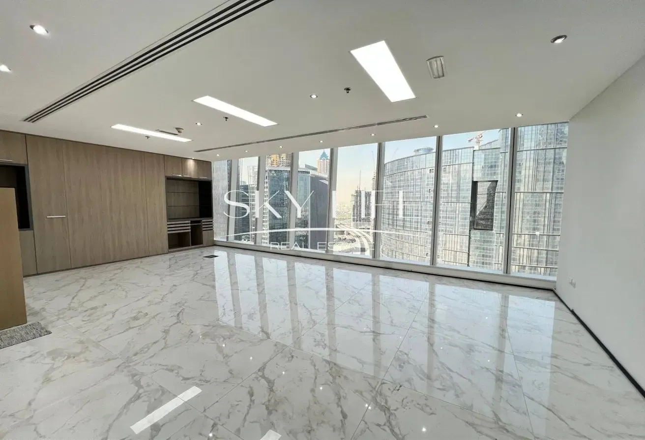 Prime Location | Spacious Office | Luxury Fitted
