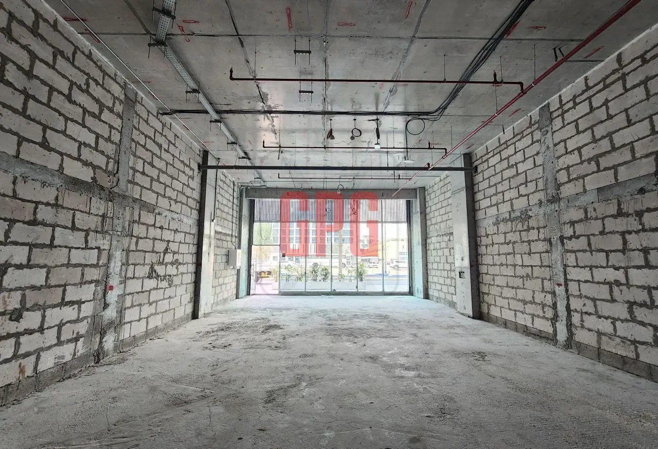 PREMIUM LOCATION | PRIME RETAIL SHOP FOR SALE