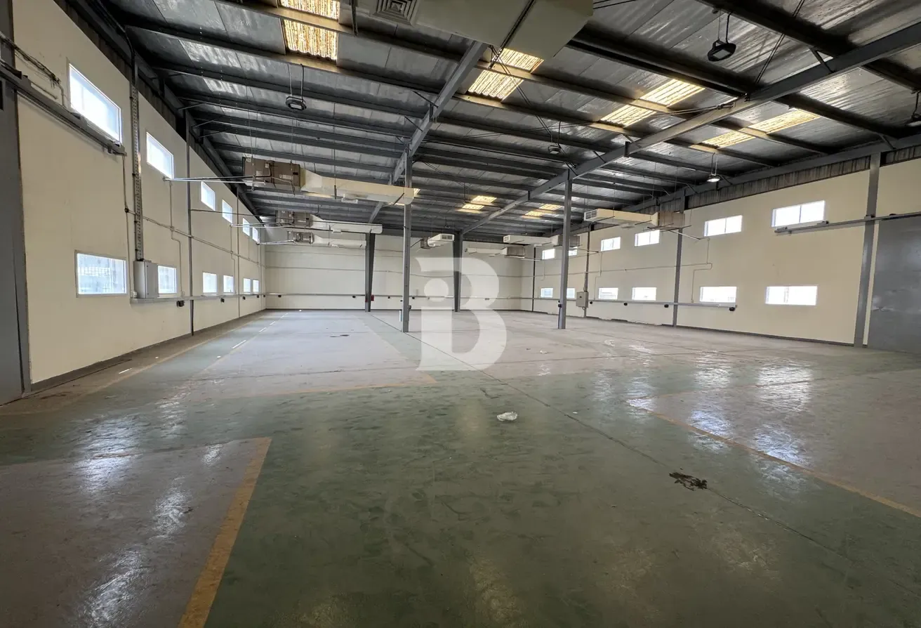 PRIME LOCATION | READY-VACANT | STAND-ALONE